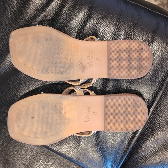 Nicole Miller Woman's Flat Sandal (71/2) - Picture 4 of 6